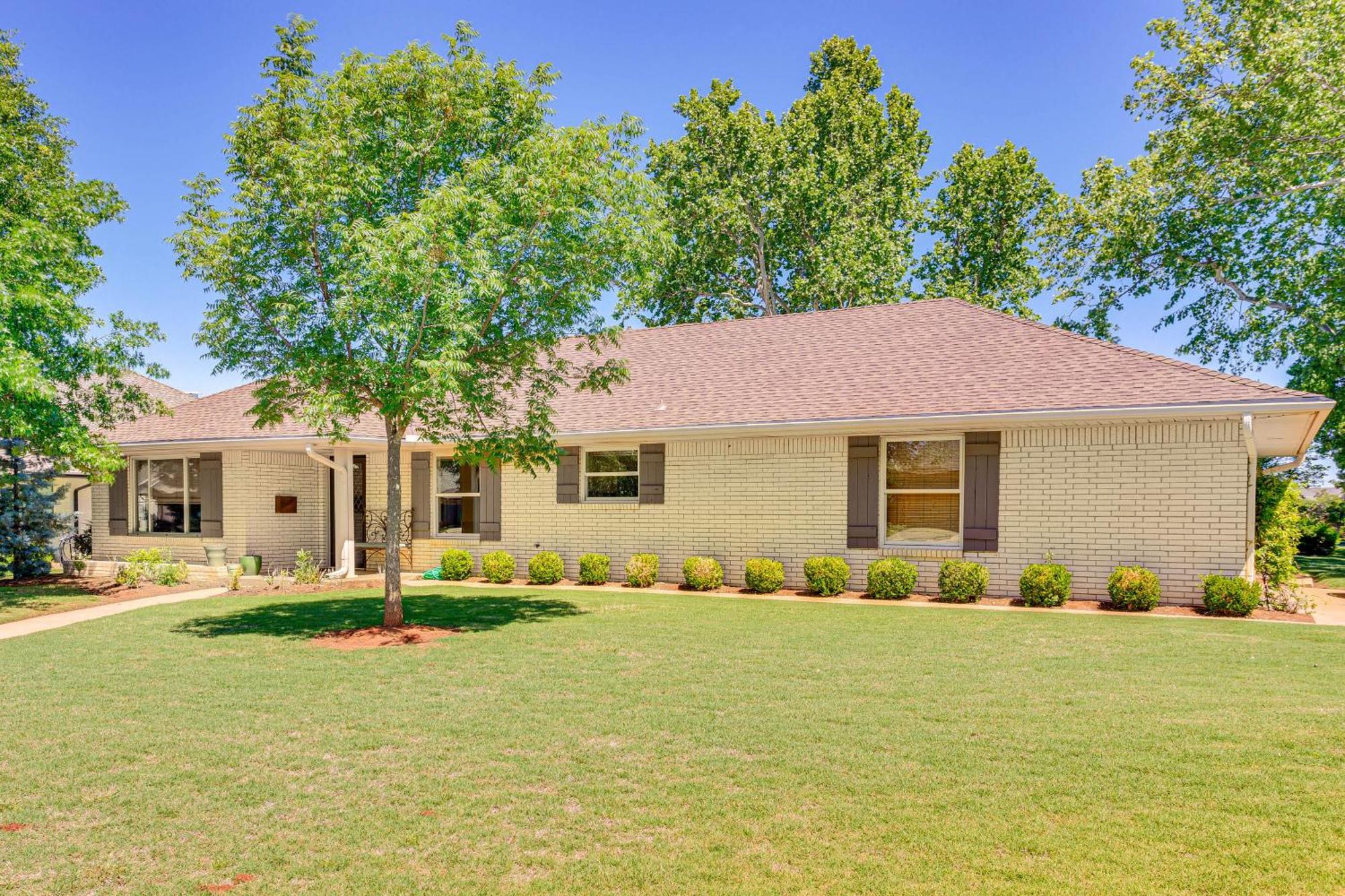 Charming Oklahoma City Home About 11 Mi To Downtown! Exterior photo